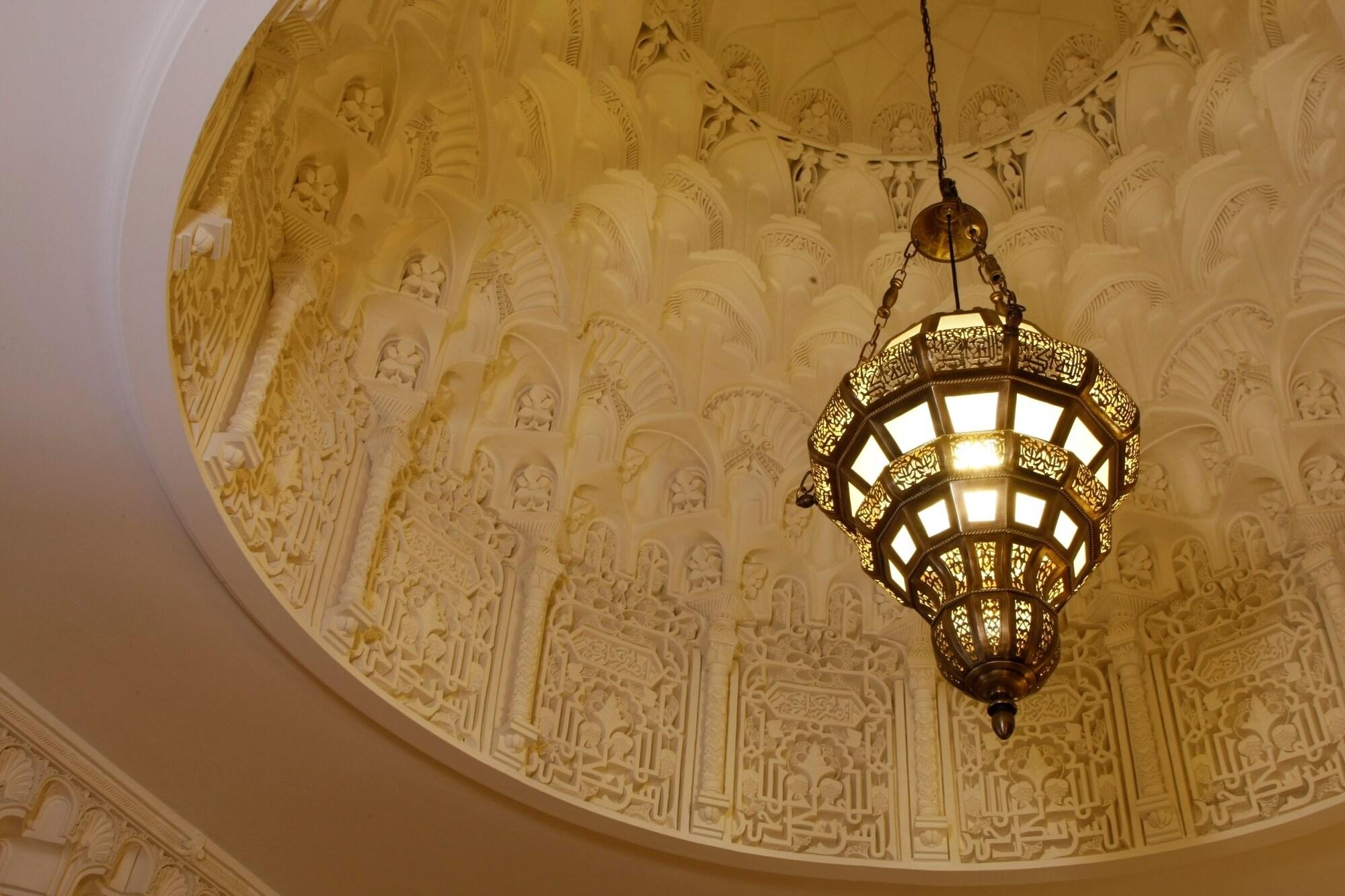 Riad Kniza Marrakesh Ngoại thất bức ảnh Ceiling of the main hall