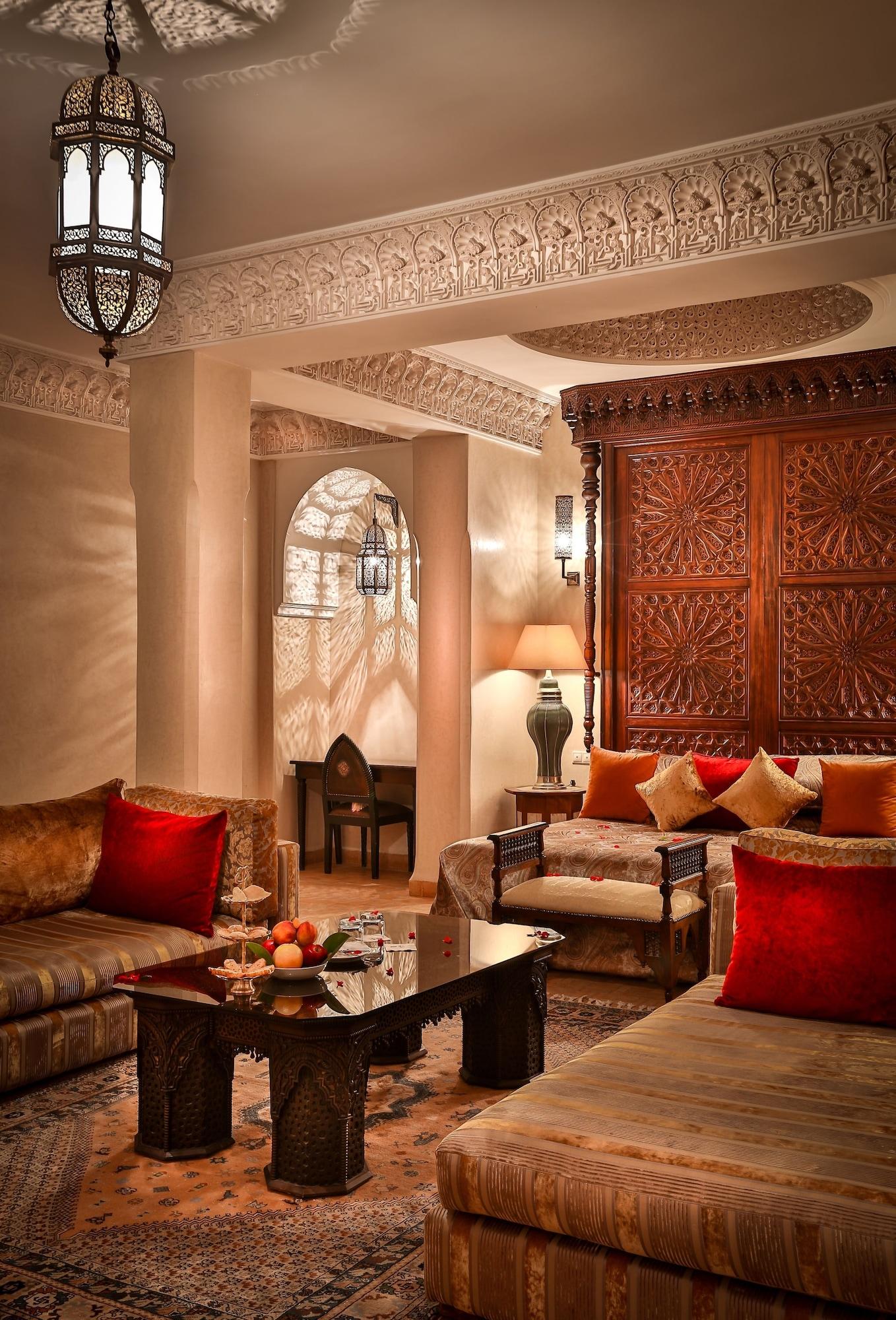 Riad Kniza Marrakesh Ngoại thất bức ảnh The interior of a suite at the Four Seasons Hotel, Marrakech